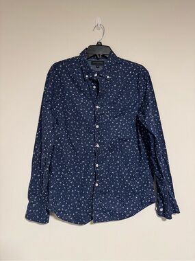 Banana Republic Factory Navy Button-Down with Small Floral Print